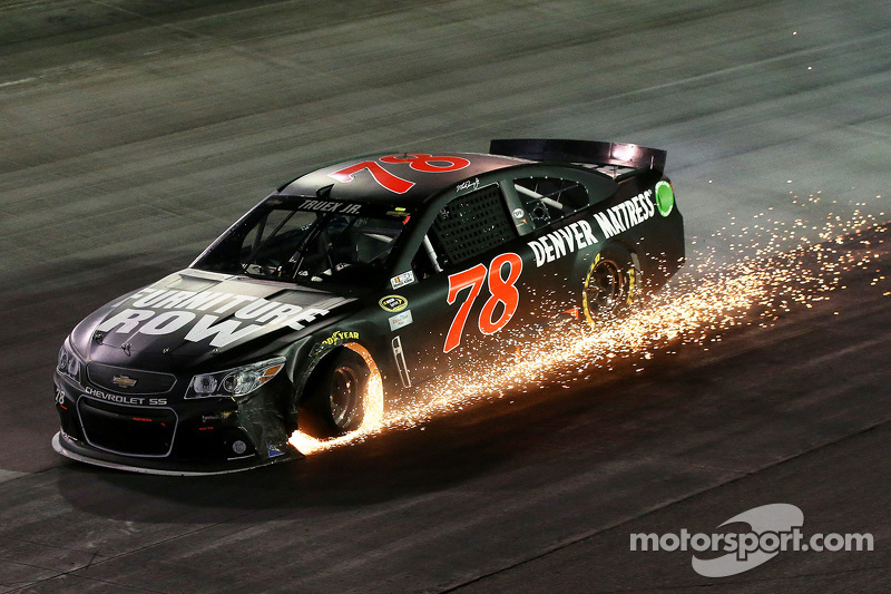 NASCAR, Bristol 2015: Martin Truex Jr., Furniture Row, Chevrolet SS
