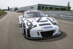 全新保时捷 911 GT3 R