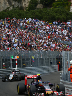 Carlos Sainz Jr., Scuderia Toro Rosso STR10