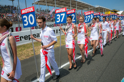 Grid girls and boys
