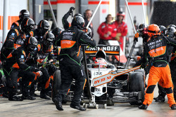 Nico Hülkenberg, Sahara Force India, beim Boxenstopp