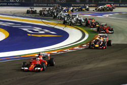Partenza: Sebastian Vettel, Ferrari SF15-T al comando