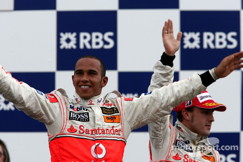 2007: Lewis Hamilton (McLaren Mercedes MP4/22)