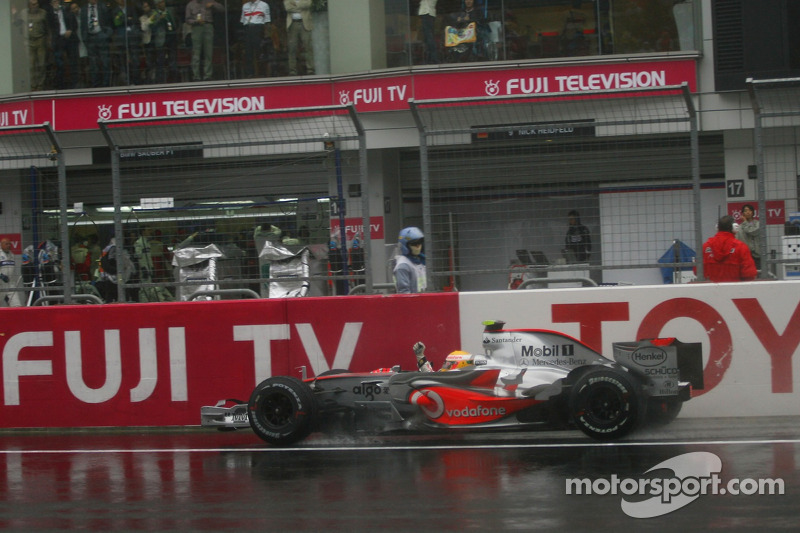 2007 Japonya GP: Lewis Hamilton, McLaren Mercedes MP4-22