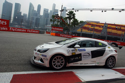 Mak Hing Tak, Opel Astra OPC, Campos Racing