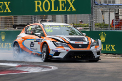 Samson Chan, SEAT Leon, Roadstar Racing Team