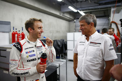 保时捷LMP1项目主管Fritz Enzinger与蒂莫·伯恩哈德