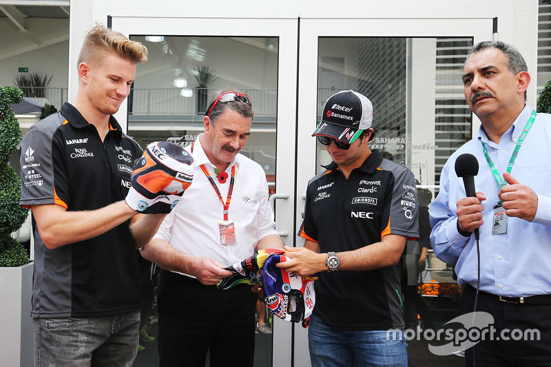 Nico Hulkenberg, Sahara Force India F1 con Nigel Mansell y Sergio Pérez, Sahara Force India F1 con máscaras de lucha libre mexicana