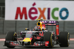 Daniil Kvyat, Red Bull Racing RB11