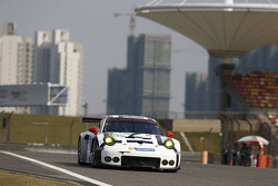 #91 Porsche Team Manthey Porsche 911 RSR: Richard Lietz, Michael Christensen