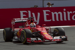 Sebastian Vettel, Ferrari SF15-T