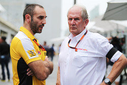 Cyril Abiteboul, Renault Sport F1, Geschäftsführer, mit Dr. Helmut Marko, Red Bull Motorsport