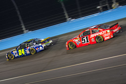 Jeff Gordon, Hendrick Motorsports Chevrolet; Justin Allgaier, Hscott Motorsports Chevrolet