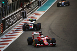 Sebastian Vettel, Ferrari SF15-T