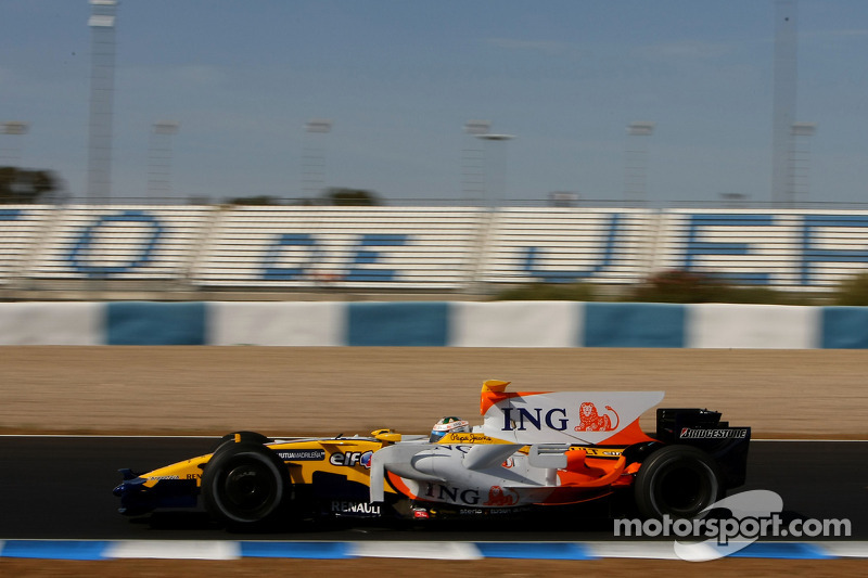 Лукас ді Грассі, тест-пілот, Renault F1 Team, R28