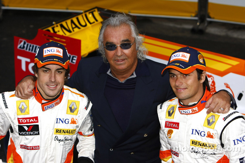 Fernando Alonso, Flavio Briatore ve Nelson A. Piquet ve yeni Renault R29