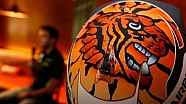 Caterham Unchained - Episode 7: Special edition Malaysia helmet, Giedo & Charles in KL Caterham Unchained - Episode 7: Special edition Malaysia helmet, Giedo & Charles in KL