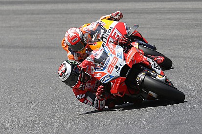 Mercato piloti MotoGP: "chapeau" per Marquez, Lorenzo e la Honda