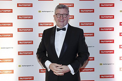 Brawn, Mercedes'in 2018'de daha güçlü olmasından korkuyor