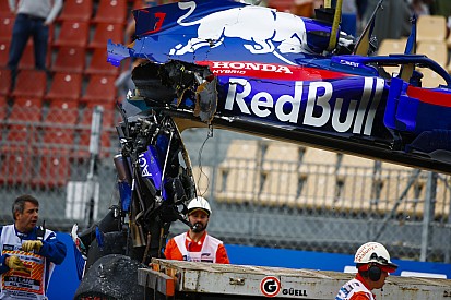 Аварія Хартлі змусила Toro Rosso замінити всі компоненти мотора Honda