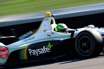 Claman De Melo pasa la prueba para novatos de Indy