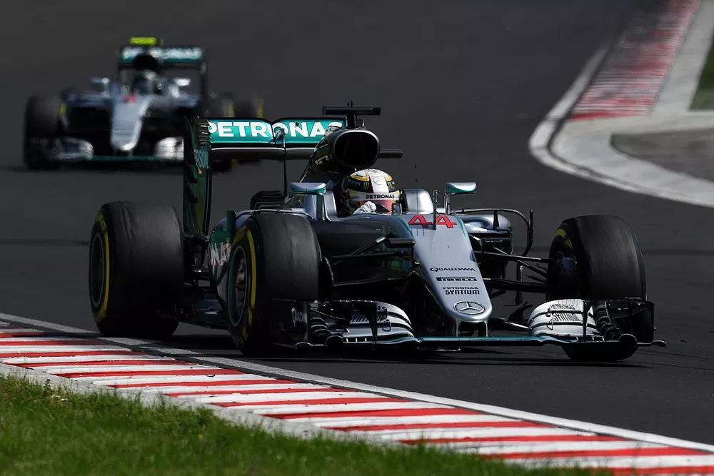 Lewis Hamilton, Mercedes-Benz F1 W07 Hybrid y Nico Rosberg, Mercedes-Benz F1 W07 Hybrid