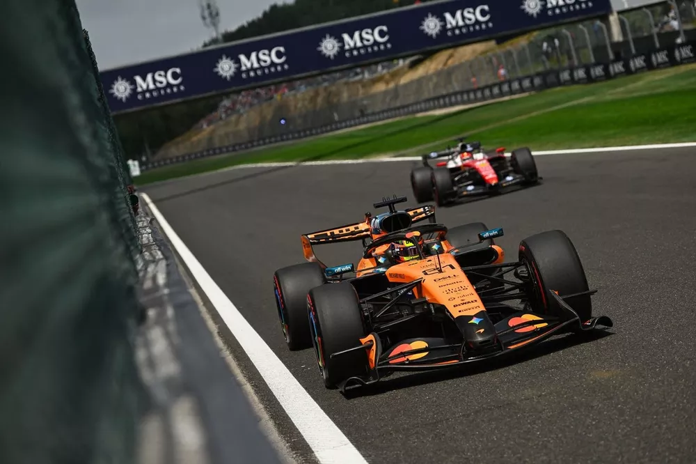 McLaren: La brecha de Piastri frente a Norris en Spa se debió a los algoritmos de la unidad de potencia, no a la conducción