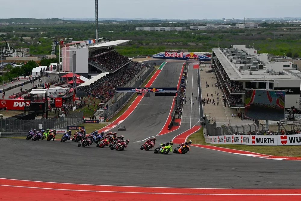 Sprint race start