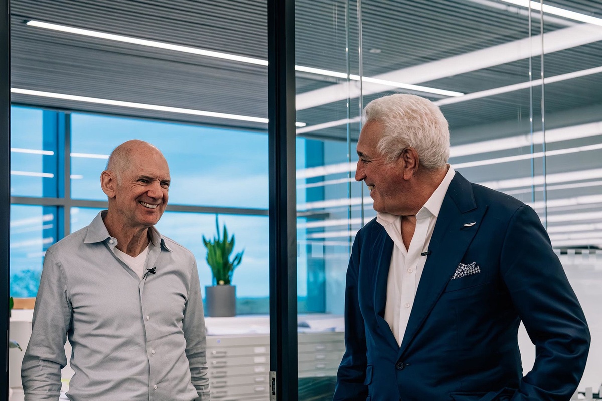 Newey responde a los rumores de Horner y avisa de más cambios en Aston Martin