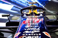 Red Bull F1 explica el regreso del 'azul el&eacute;ctrico' a su decoraci&oacute;n para 2026