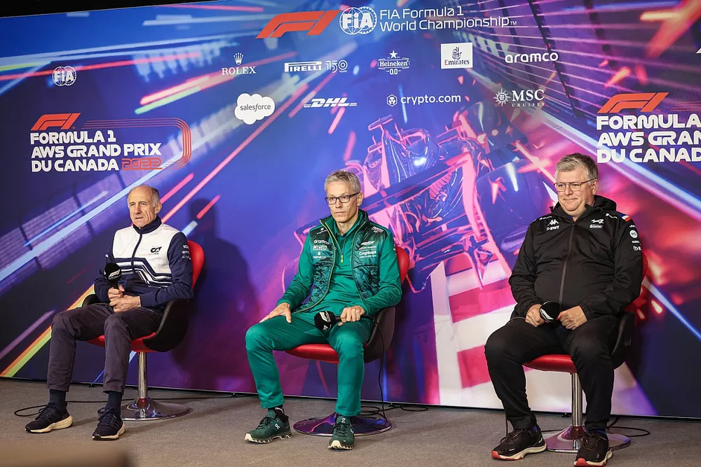 Franz Tost, Team Principal, Scuderia AlphaTauri, Mike Krack, Team Principal, Aston Martin F1, Otmar Szafnauer, Team Principal, Alpine F1, in the team principals Press Conference
