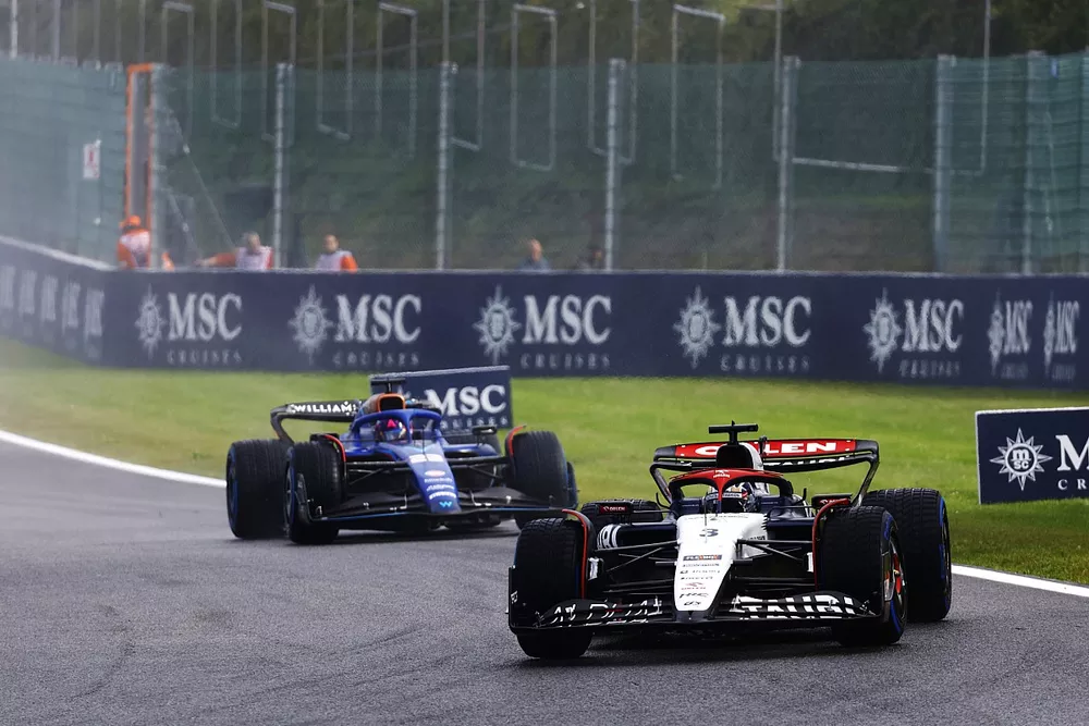 Daniel Ricciardo, AlphaTauri AT04, Alex Albon, Williams FW45