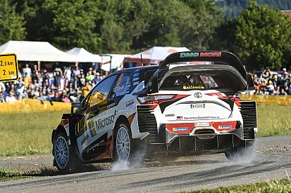 WRC Almanya: Tanak, Ogier ile farkı açıyor