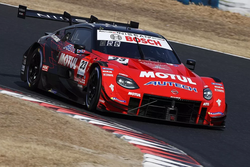 #23 MOTUL AUTECH Z
