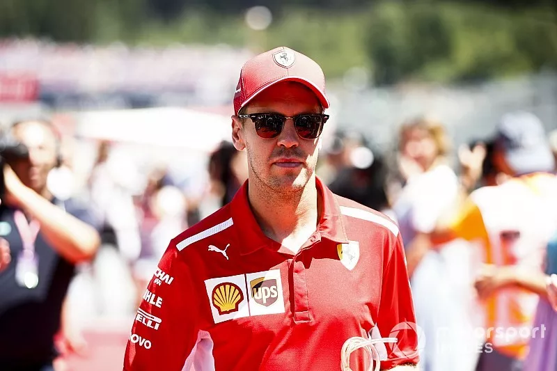 Sebastian Vettel, Ferrari, alla parata dei piloti