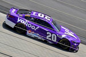 NASCAR Kansas: Christopher Bell gana la pole a Ross Chastain, Daniel Suárez 27°