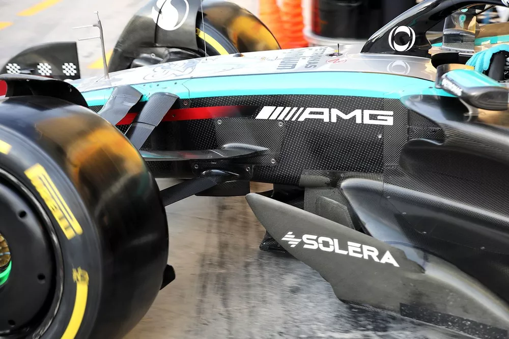 Mercedes W15 front suspension