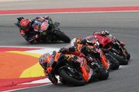 Miller "sólo puede desear pilotar" la KTM como Pedro Acosta