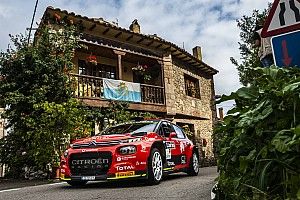 Pepe L&oacute;pez, primer l&iacute;der en Llanes