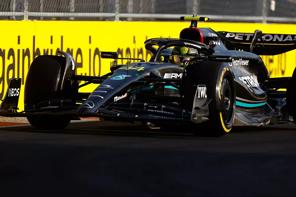 Lewis Hamilton, Mercedes F1 W14