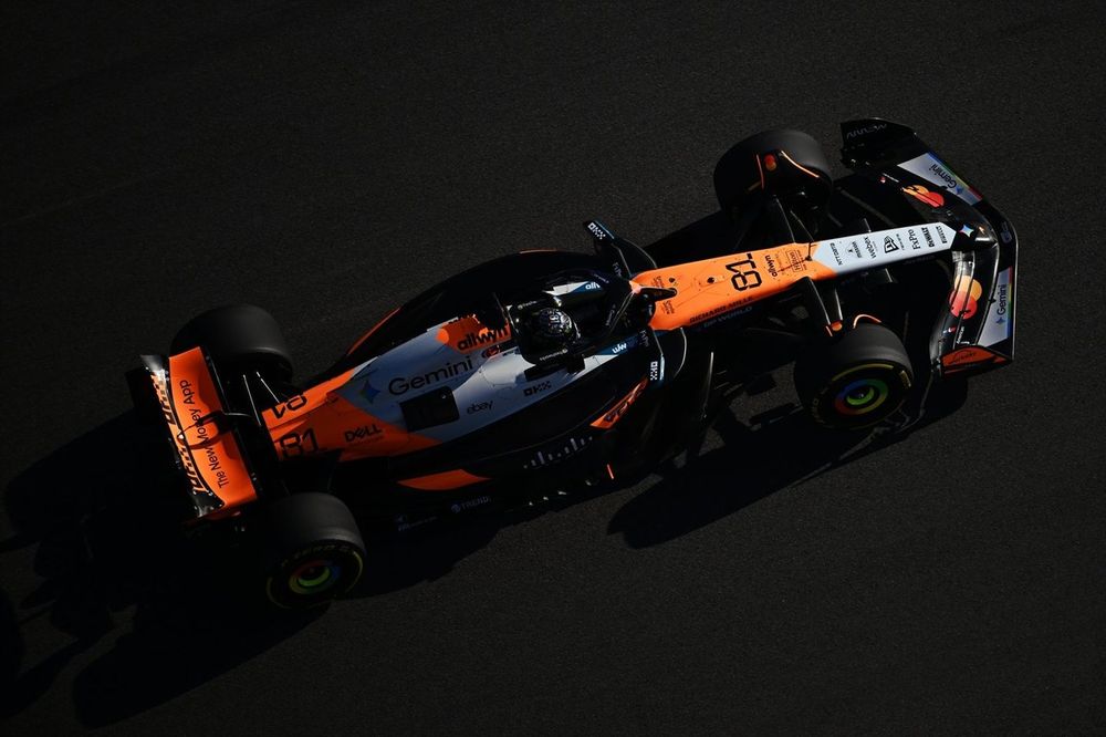 McLaren 'a Long Way' From Prioritizing Piastri in F1 Title Fight