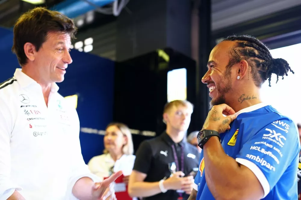 Lewis Hamilton, Ferrari, Toto Wolff, Mercedes