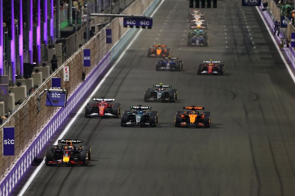 Charles Leclerc, Ferrari, Oscar Piastri, McLaren, Max Verstappen, Red Bull Racing, George Russell, Mercedes