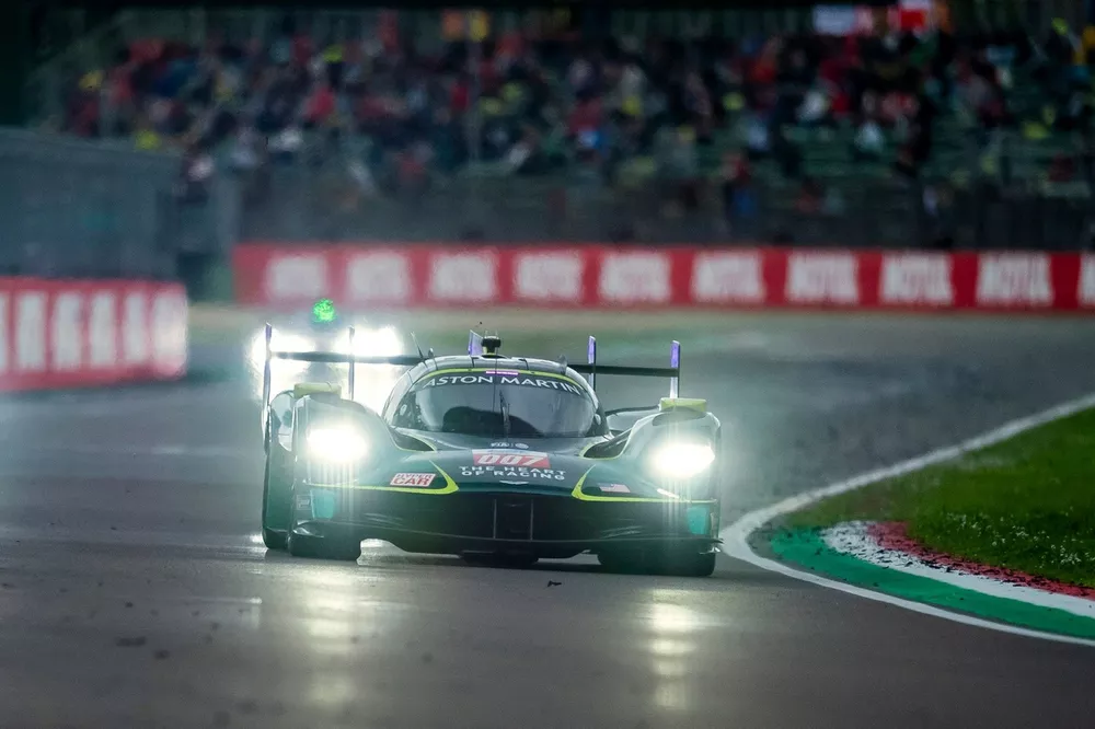 #007 Aston Martin Thor Team Aston Martin Valkyrie: Harry Tincknell, Tom Gamble