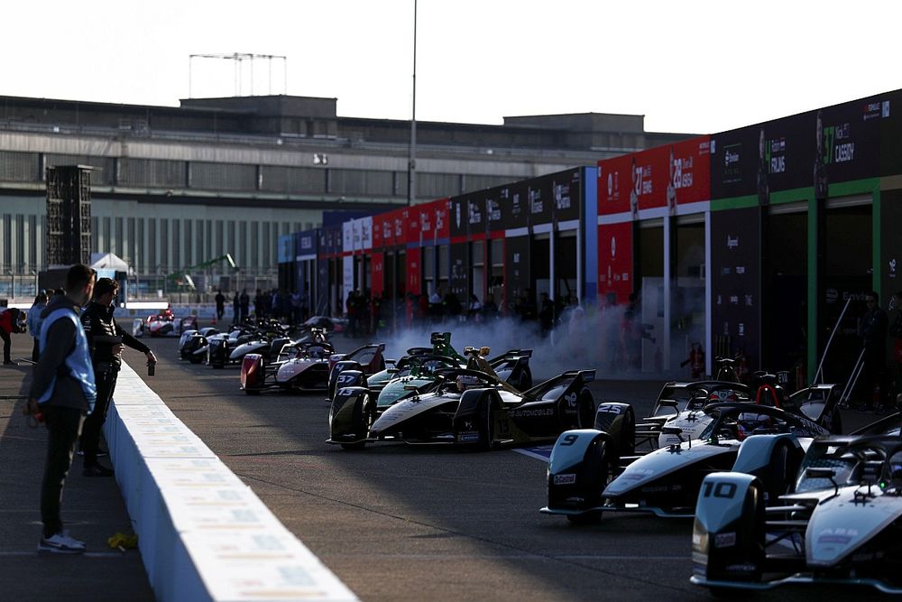 Sam Bird, Jaguar Racing, Jaguar I-TYPE 5, Mitch Evans, Jaguar Racing, Jaguar I-TYPE 5, Antonio Felix da Costa, DS Techeetah, DS E-Tense FE21, Nick Cassidy, Envision Racing, Audi e-tron FE07