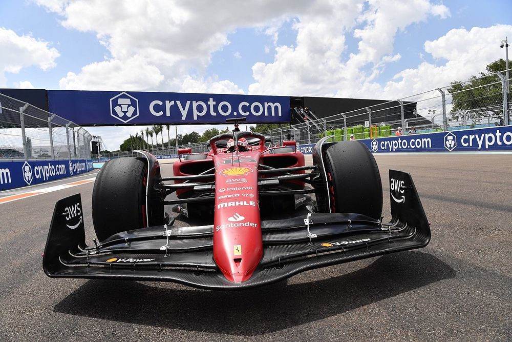 Charles Leclerc, Ferrari F1-75, arrives on the grid