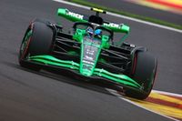 Zhou bez dobrej prasy