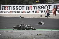 Rossi: Acidente "apavorante" mostra que pilotos da MotoGP estão muito agressivos