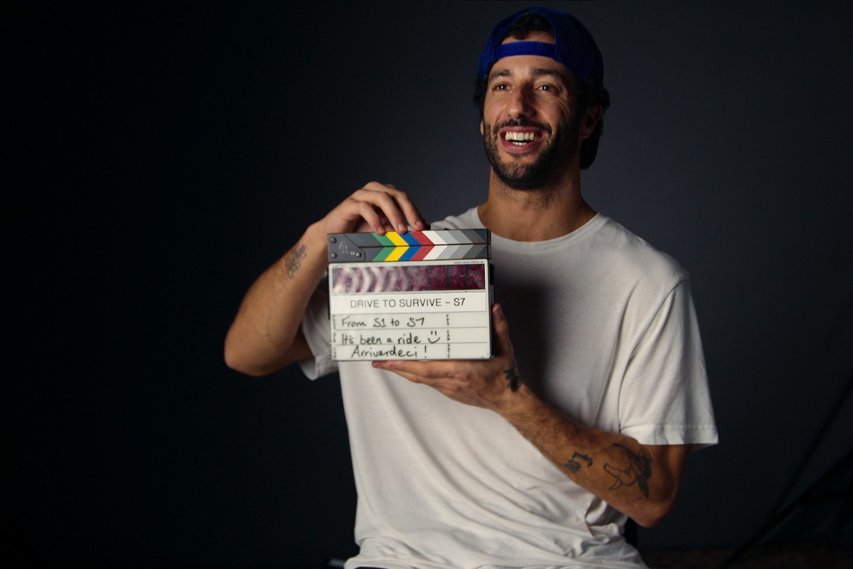F1: Mekies comenta possível retorno de Ricciardo ao paddock com a "família Red Bull"