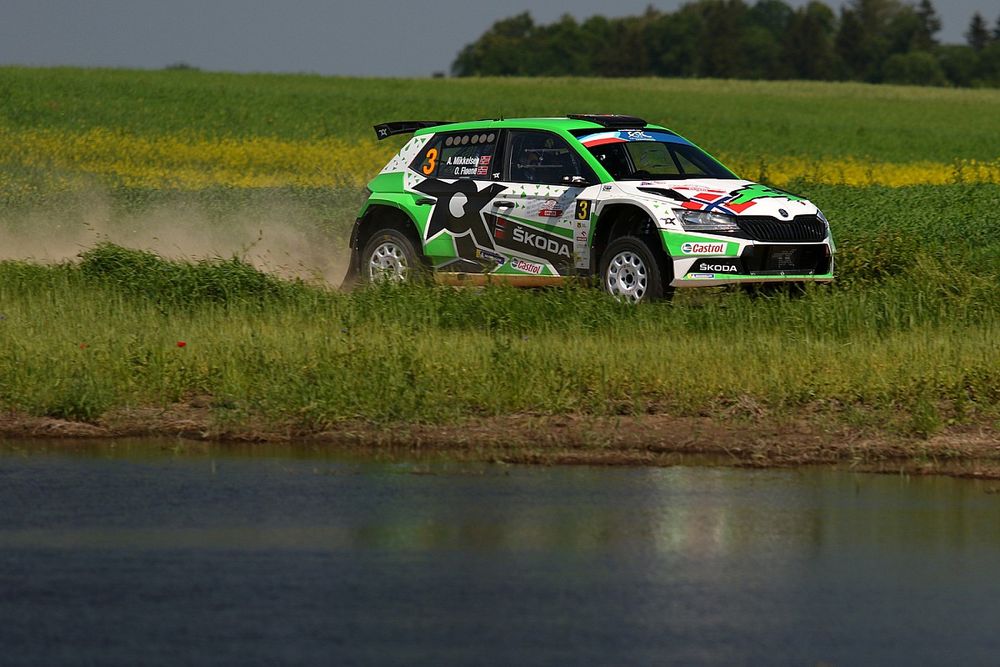 Andreas Mikkelsen, Ola Floene, Skoda Fabia Rally2 evo